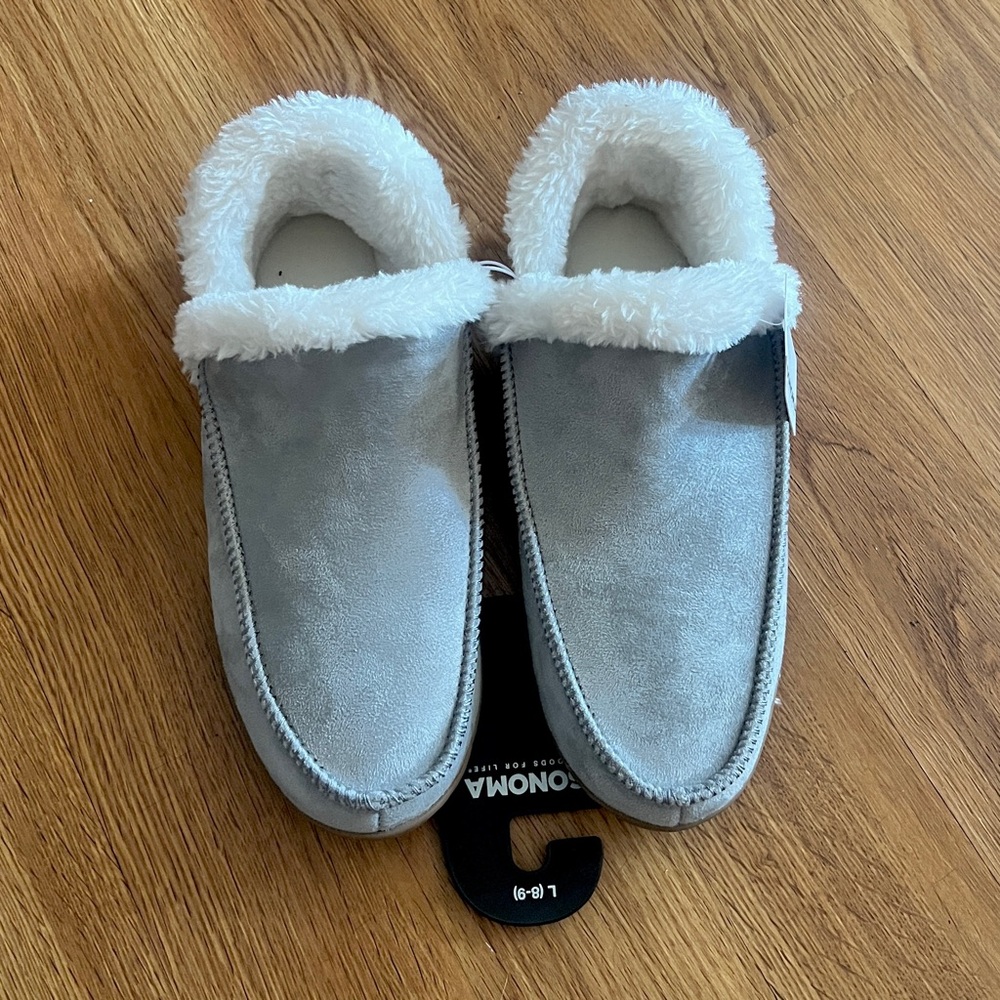 Sonoma Mabell gray faux fur trimmed slippers booties women's 8-9 Large